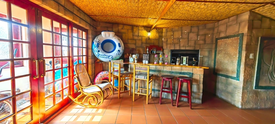 4 Bedroom Property for Sale in Mooivallei Park North West